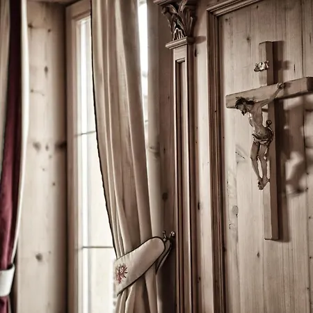 Alpina Wellness & Otel 4*