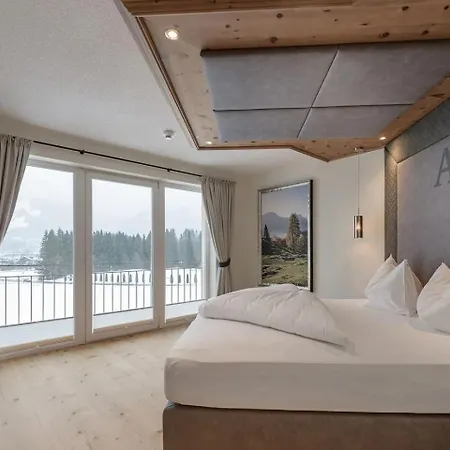 Alpina Wellness & Otel Kössen